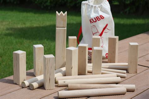 Nous on kiffe le KUBB jeu viking d extérieur en bois offert par