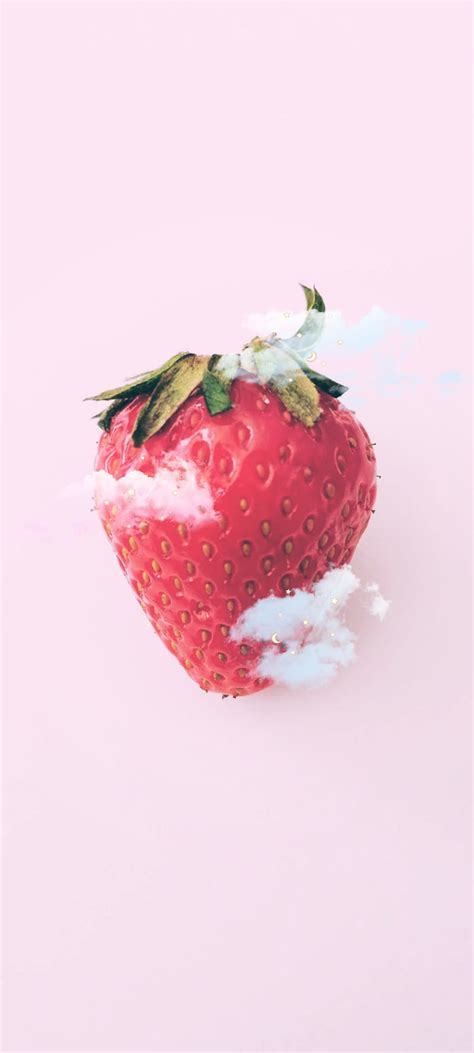 Share 61+ strawberry wallpaper aesthetic latest - in.cdgdbentre