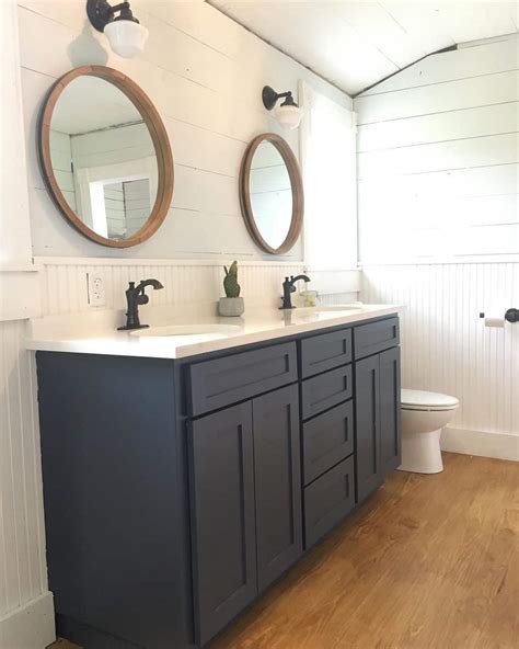 Modern Shiplap Bathroom With Wainscoting Soul Lane