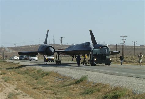 Museum's Blackbird on the move > Edwards Air Force Base > News