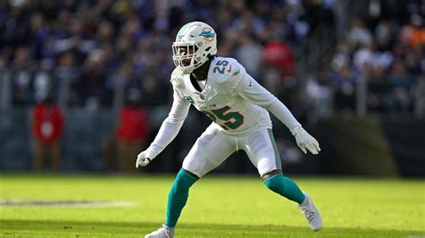 Dolphins Release Cb Xavien Howard Their Longest Tenured Player Newsday