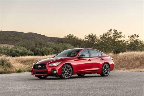 Why the 2023 Infiniti Q50 Deserves a Redesign