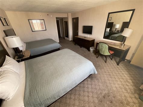 Circus Circus Las Vegas West Tower King Room Review