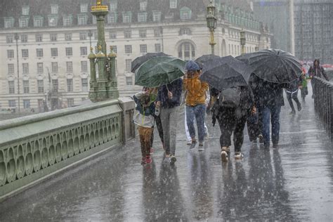 Weather Warnings Issued As Uk Set To Be Hit By Thunderstorms And Heavy