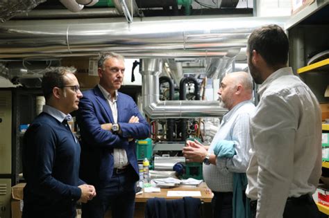 La piscina cubierta de Quart de Poblet estrena una instalación de