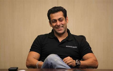 Salman Khan Bio, Height, Weight, Age, Family, Girlfriend And Facts ...