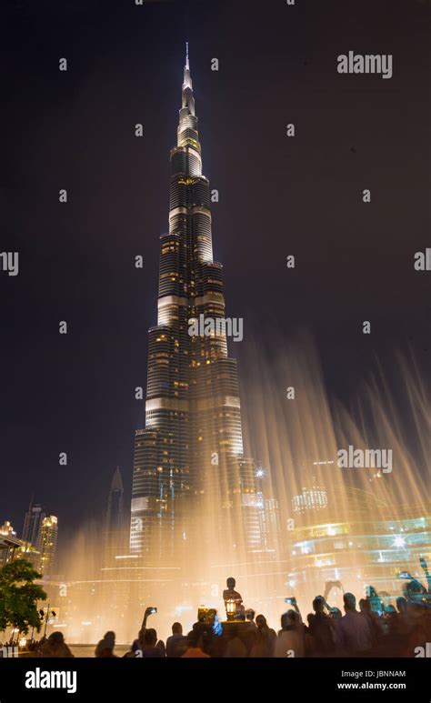 Burj khalifa dubai fountain hi-res stock photography and images - Alamy