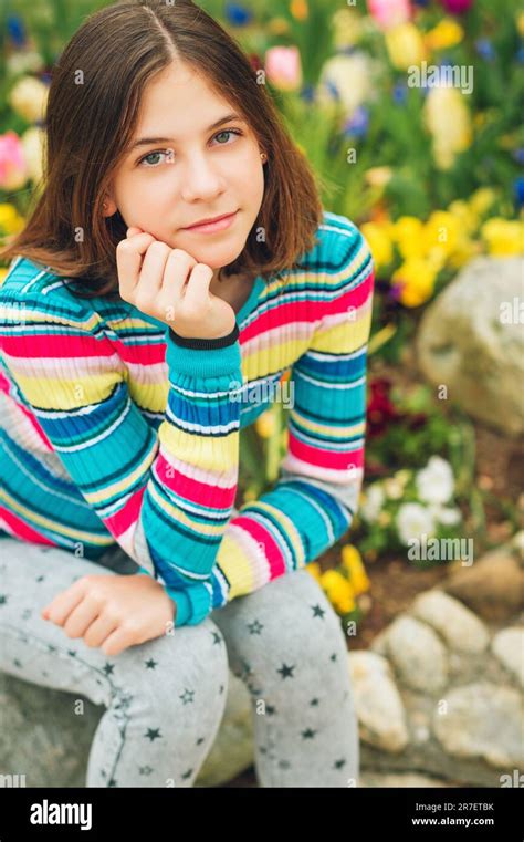 12 Year Old Girl Portrait Hi Res Stock Photography And Images Alamy