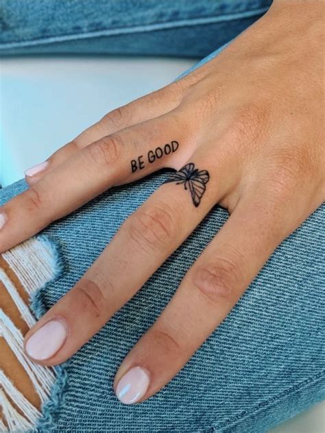 Pin De Nat Em Beauty Imagens Tatuagem Tatuagem No Dedo