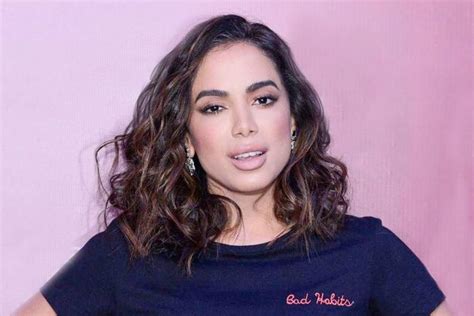 Anitta revela que pretende abandonar carreira Não vou aguentar por