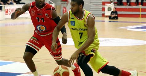 Basket BALL COUPE DE FRANCE 16e De Finale Saint Vallier N1