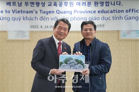 신경호 교육감 김진태 도지사 학교 현장 깜짝 방문 아주경제