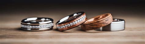 A Guide To Men S Wedding Rings