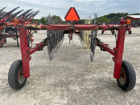 Massey Ferguson 3983 12 wheel rake | Lauf Equipment