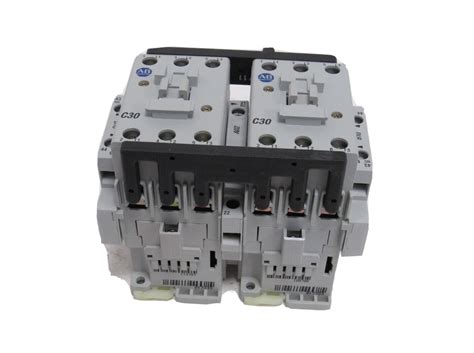 NEW ALLEN BRADLEY 104 C30D22 REVERSING CONTACTOR SER A 104C30D22 SB