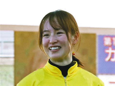 藤田菜七子がフランスで初騎乗 サンクルー競馬場「ヴェールクロ賞」でサクラチャン騎乗【競馬】：中日スポーツ・東京中日スポーツ