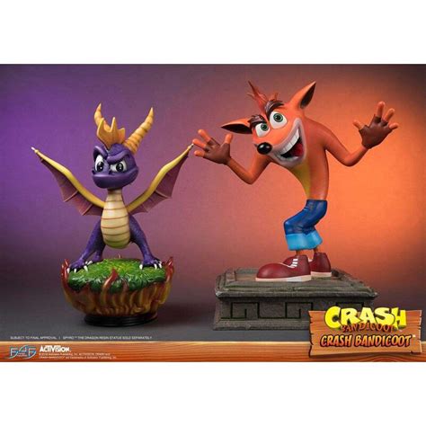 Figurine Crash Bandicoot Statuette Crash Cm First Figures Chez