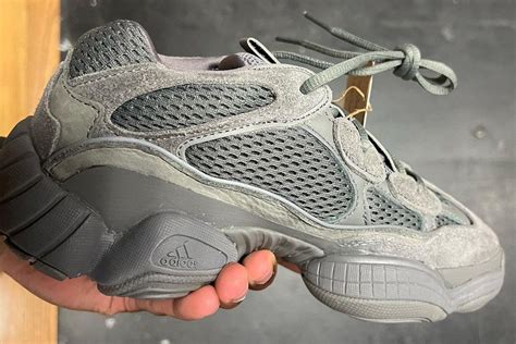 Llega La Versión Definitiva De Las Yeezy 500 Granite