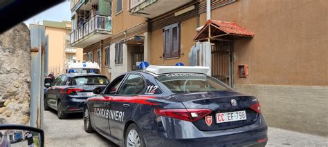 Torre Annunziata Dramma In Casa Ragazzo Si Sente Male E Muore Lo