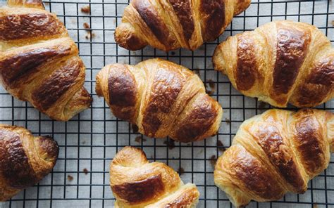 Croissants Unser Grundrezept Für Den Französischen Klassiker — Backstübchen