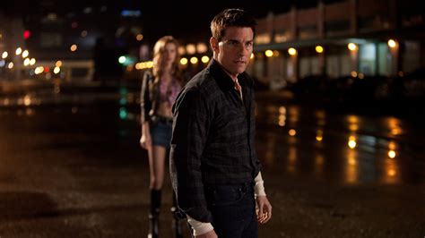 Tom Cruise S Jack Reacher Is Winning Double In Netflix S Top Charts