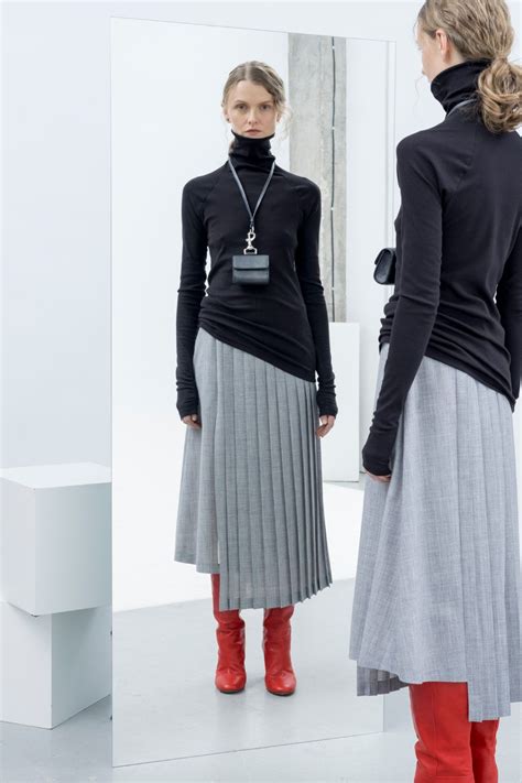 Nehera Pre-Fall 2023 Collection in 2023 | Fashion, Minimal fashion, Womenswear fashion