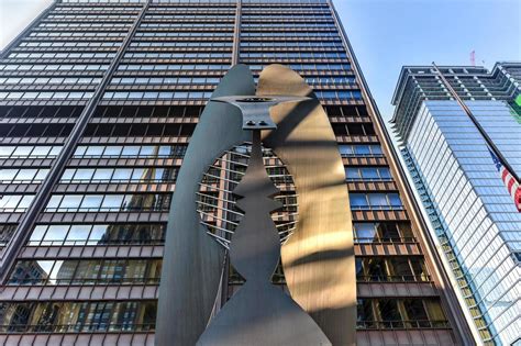 Picasso Sculpture in Chicago, USA, 2022 16191860 Stock Photo at Vecteezy