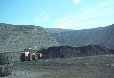 Raylene's Ramblings: Open Pit Mining Tour