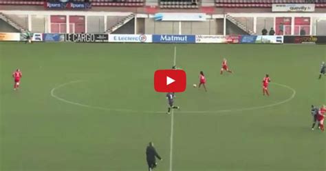 Video Football Féminin Bagarre Entre Deux Joueuses à Rouen Match Interrompu