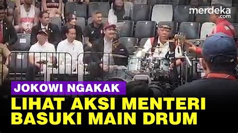 Momen Presiden Jokowi Ngakak Lihat Menteri Basuki Jadi Drumer Band