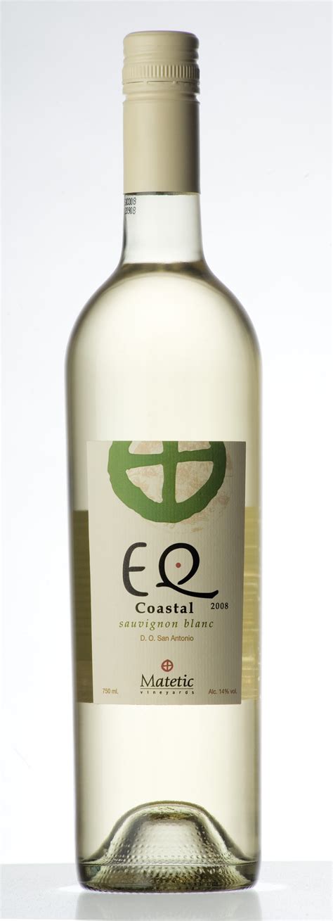 Matetic Vineyards 2012 EQ Coastal Sauvignon Blanc - Wine of the Week Review