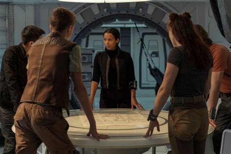 Slideshow: Lost in Space Season 3 First Look Photos