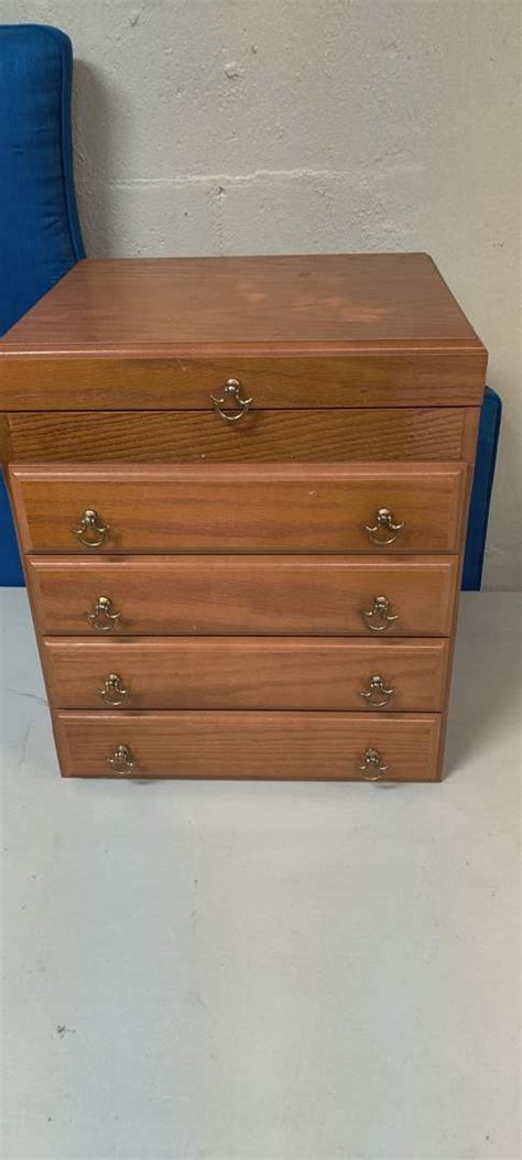 Lot # 183 beautiful large 4 drawer silverware chest oak 15 and 1/2 by ...