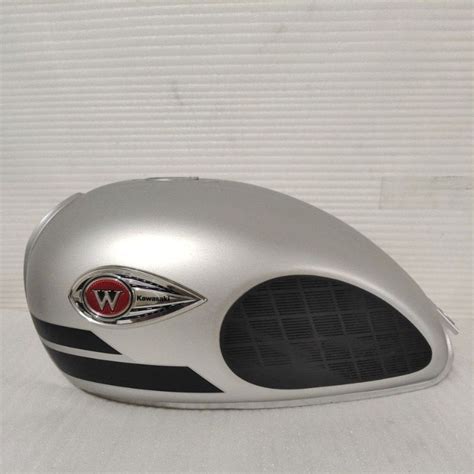 Jual Tangki Bensin Fuel Tank Silver Kawasaki W W Original