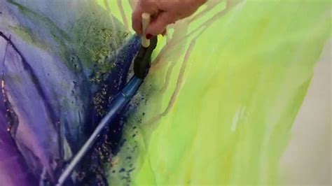 Crayola Artist Series Bette Ridgeway Gets Creative With Crayola Paint Youtube