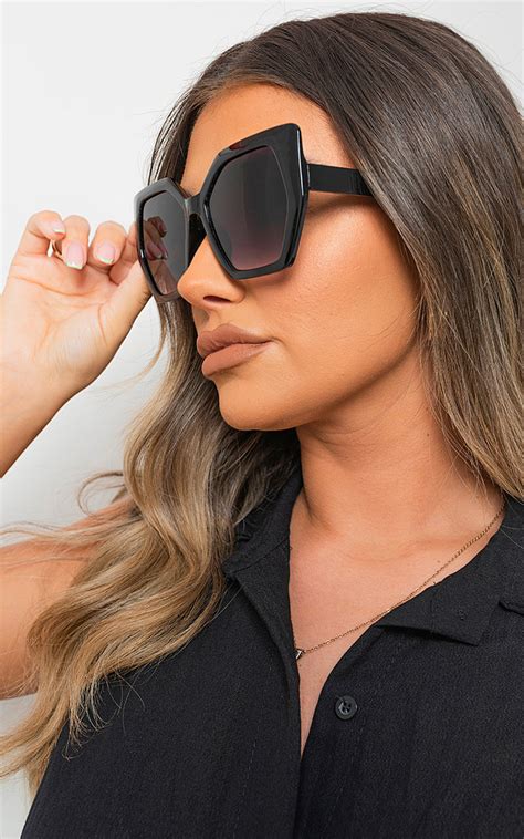 Cassie Oversized Cat Eye Sunglasses In Black Ikrush