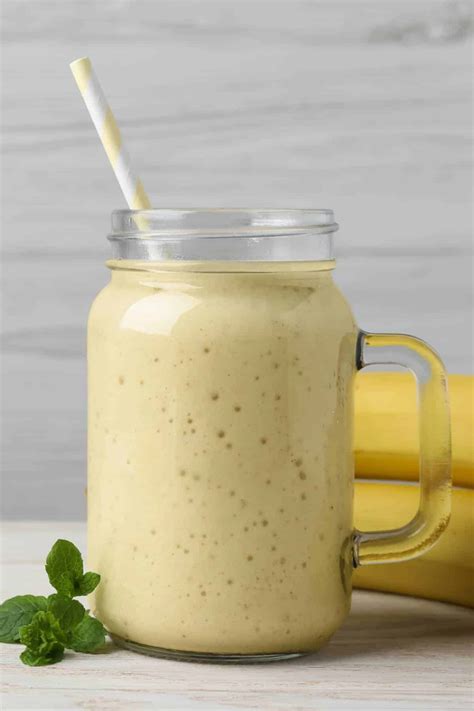 10 Best High-Calorie Smoothies - Delightful Crunch