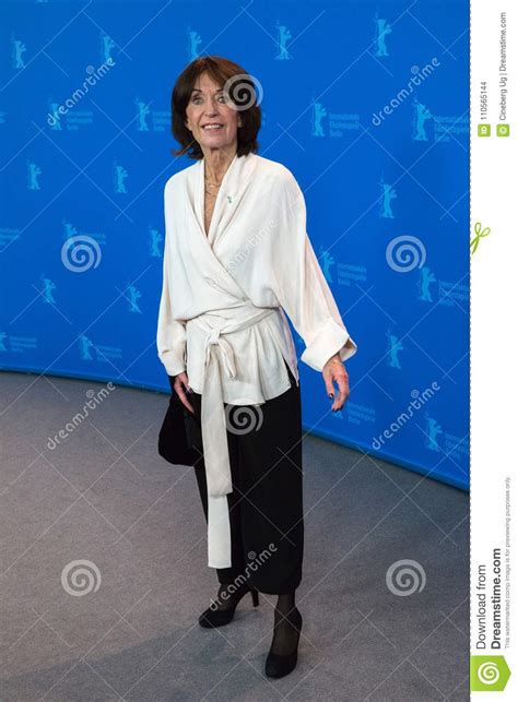 Poses De Leonore Ekstrand Da Atriz Em Berlinale 2018 Imagem De Stock