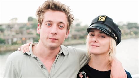 Jeremy Allen Whites Wife Addison Timlin Files For Divorce Couple