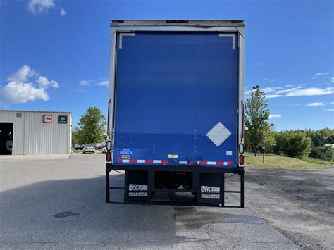 2017 Freightliner M2 106 For Sale 26 R46364