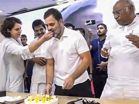 Celebrating Rahul Gandhi S Birthday At Congress Headquarters Rahul Gandhi Birthday Update