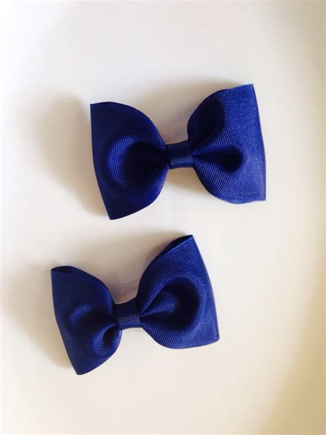 Items similar to Navy blue ribbon bow , hair bow , hair clip , ribbon ...