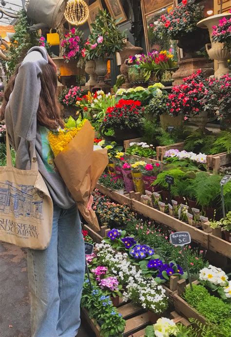 marché aux fleurs Flower aesthetic Flower therapy Pretty flowers