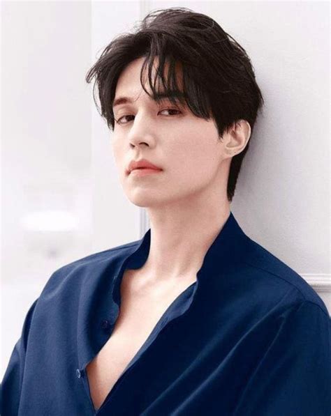 Lee Dong Wook Từng Dính Tin đồn Hẹn Hò Với Ai