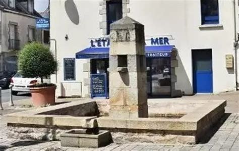 La Fontaine De La Place De L Glise Mission Fontaine Inventaire Des