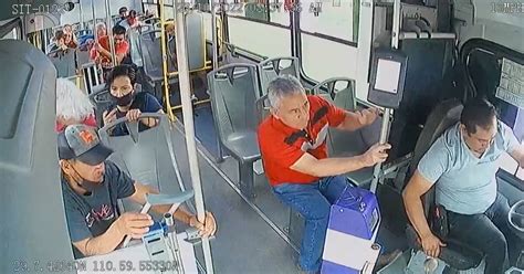 Video Chófer De Transporte Público Choca Con Más De 11 Pasajeros Publimetro México