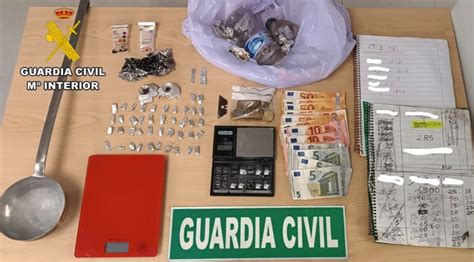 Tres Detenidos Al Desmantelar Un Activo Punto De Venta De Droga En Adra