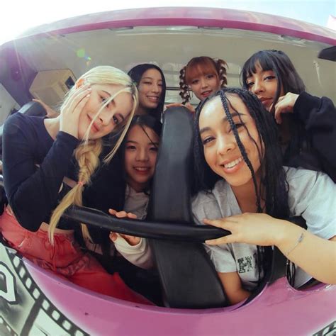 240228 1824 Instagram We Showed Officialvcha Around Hollywood And