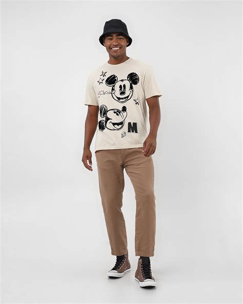 Riachuelo Camiseta Masculina Regular Mickey Mouse Frontal Bege Disney