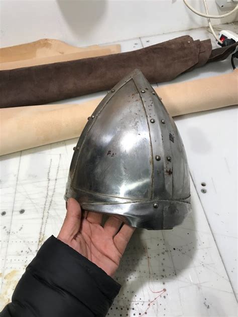 Helm Ijzer Gegoten Gesmeed Catawiki